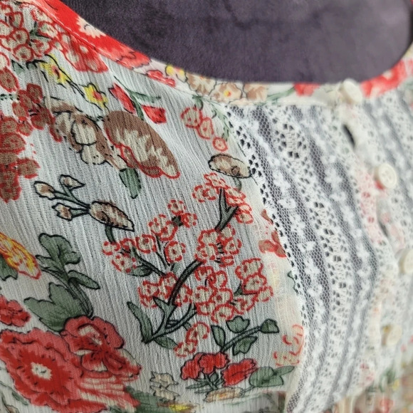 American Rag Cie Top Women's Pink White Lace Floral Print Cold Shoulder Sz S - Picture 9 of 12